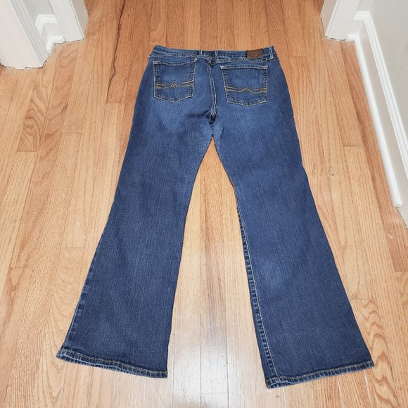 Lucky Brand Medium Blue Wash Sweet'n'Low Jeans Size 32/14 - Picture 5 of 6